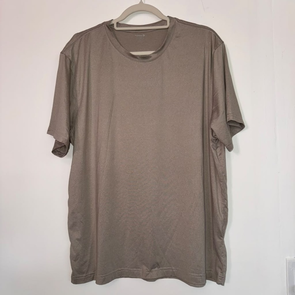 Old Navy Active Men's XL Tee Shirt Taupe Short Sleeves Exercise Outdoor Utility